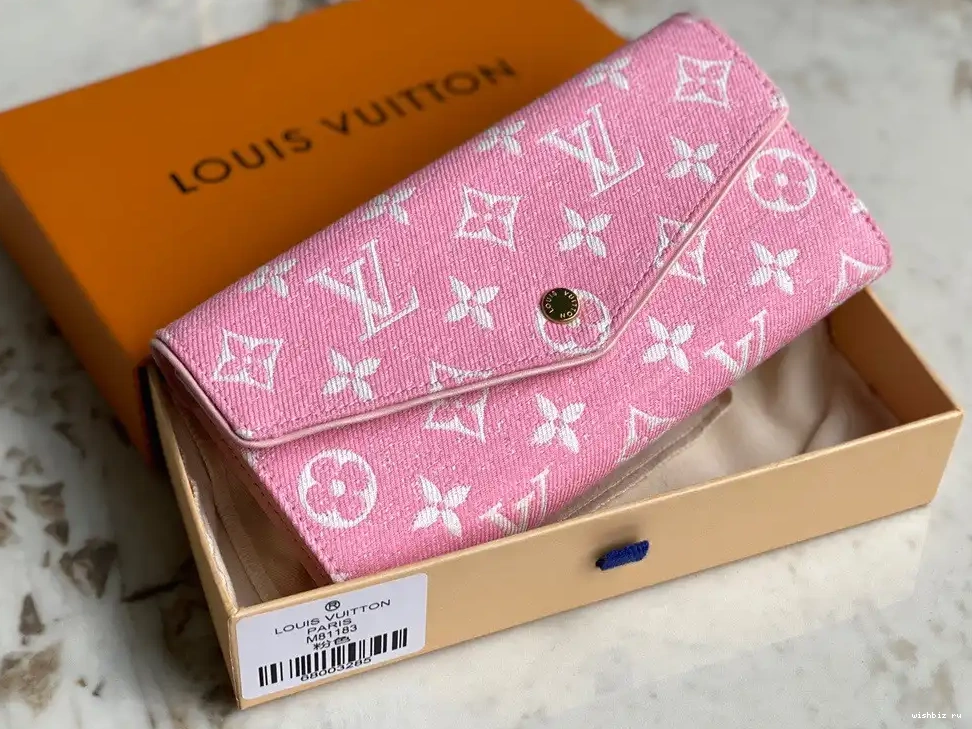 WIS SARAH Vuitton Louis WALLET 0324